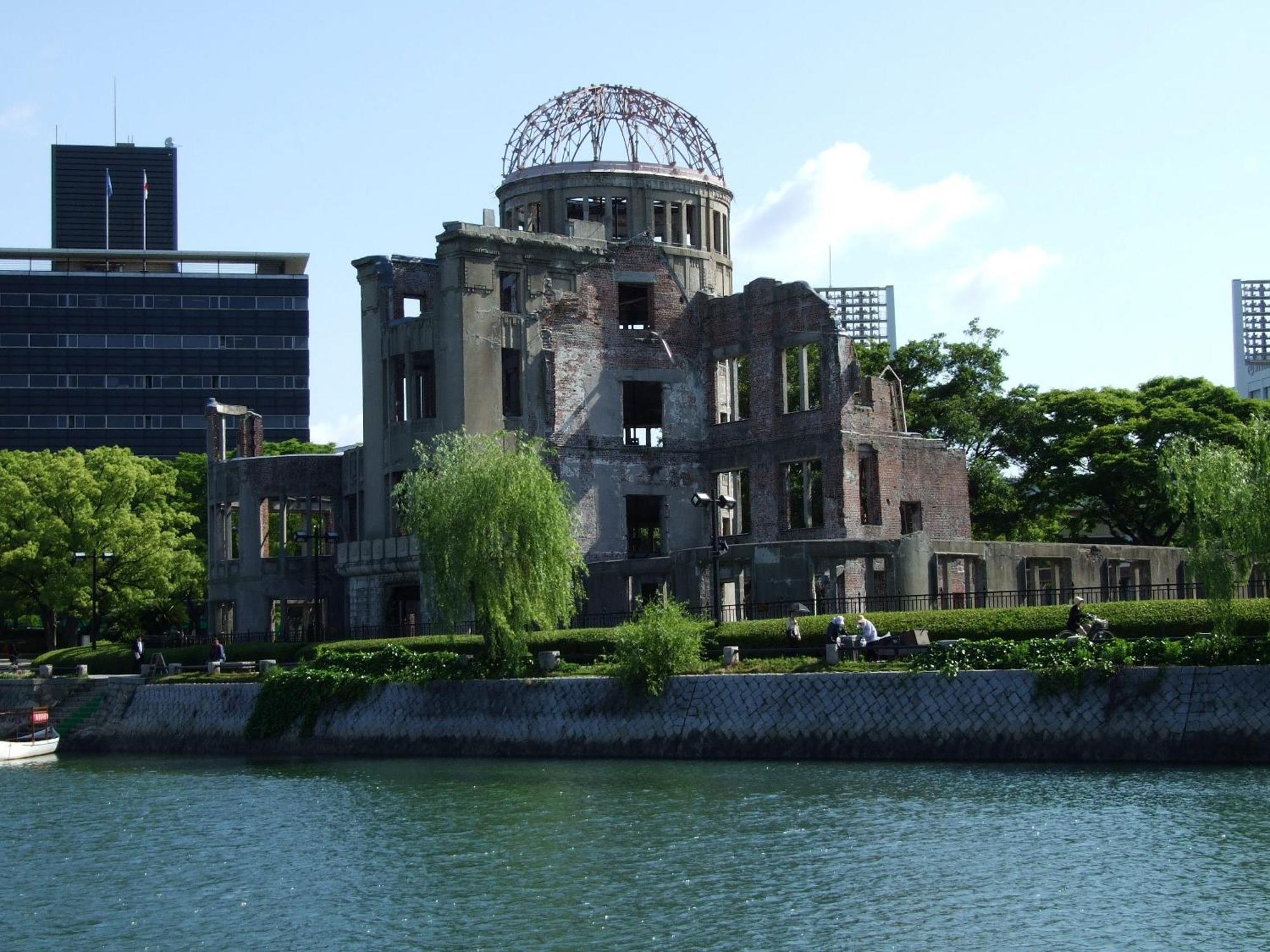 En Hotel Hiroshima Luaran gambar